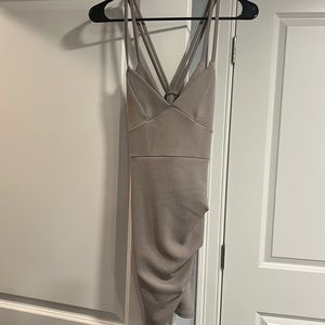 Gray bodycon dress. Size:4 double strap